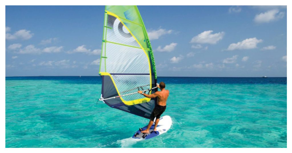 windsurfing
