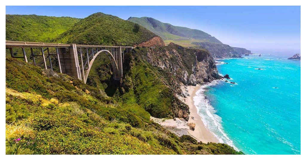 Cruise along the Big Sur