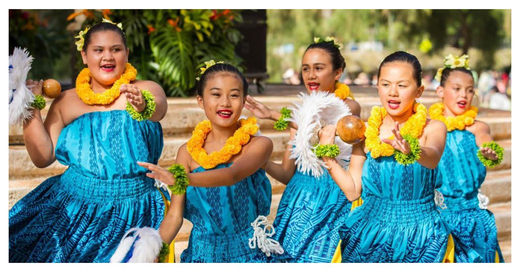 Hula Show