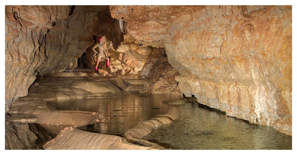 Natural Bridge Caverns