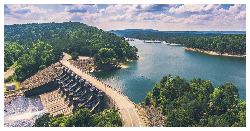 Broken Bow Lake