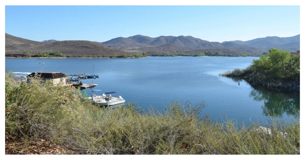 Explore Lake Skinner Park