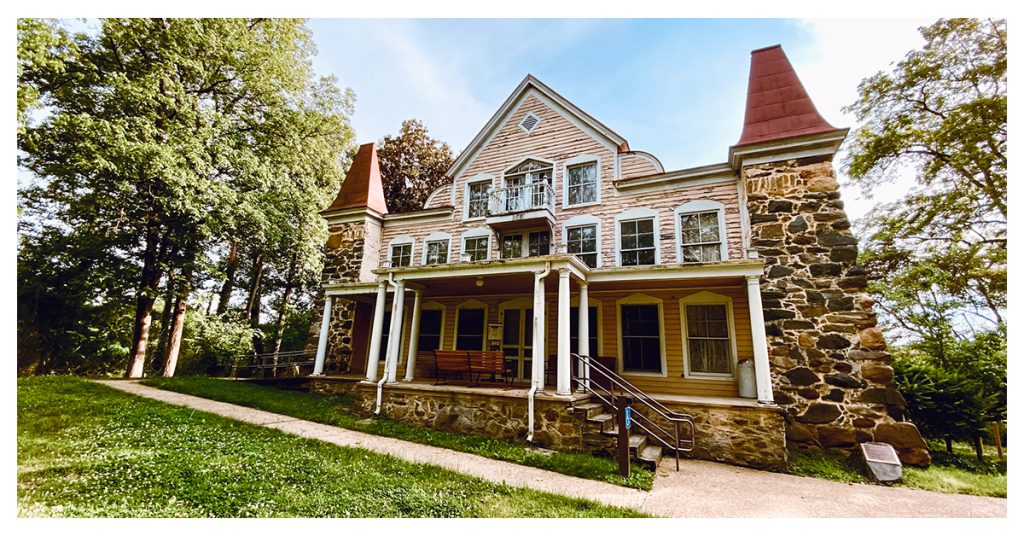 Tour Historical Attractions With Haunted Montgomery Tours