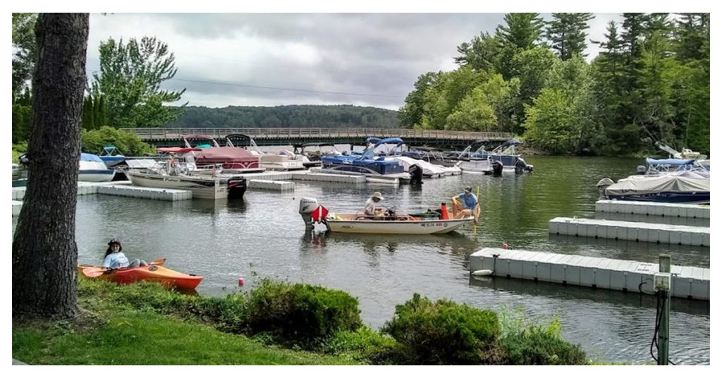 Cobbosseecontee Lake