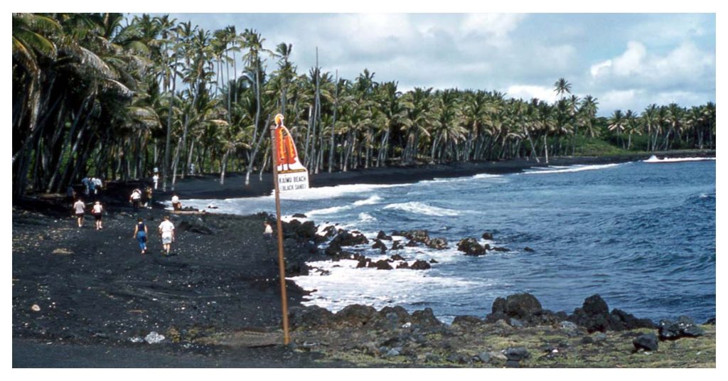 Kaimu Black Sand Beach