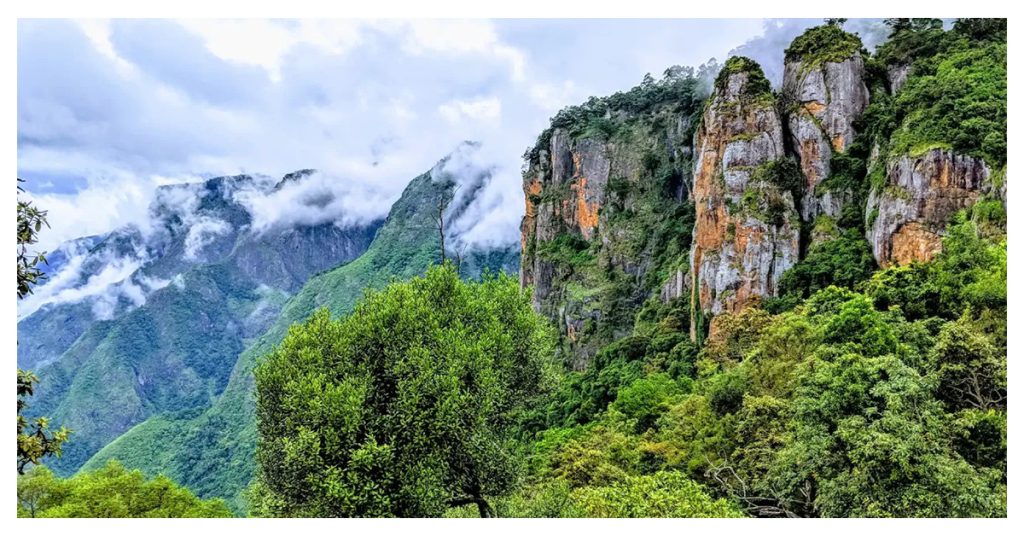 Pillar Rocks enthralls