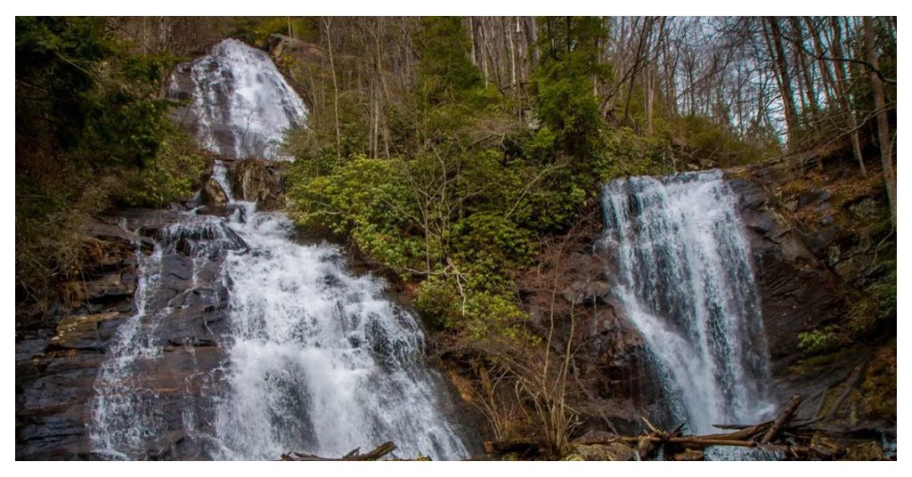 Anna Ruby Falls