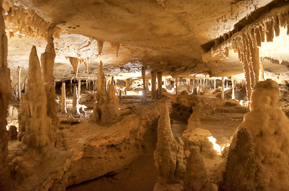 Marengo Cave