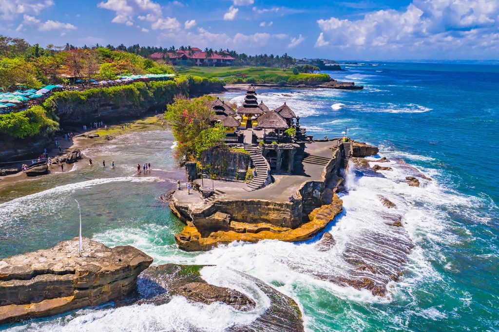 Visit the Tanah Lot Sea Temple