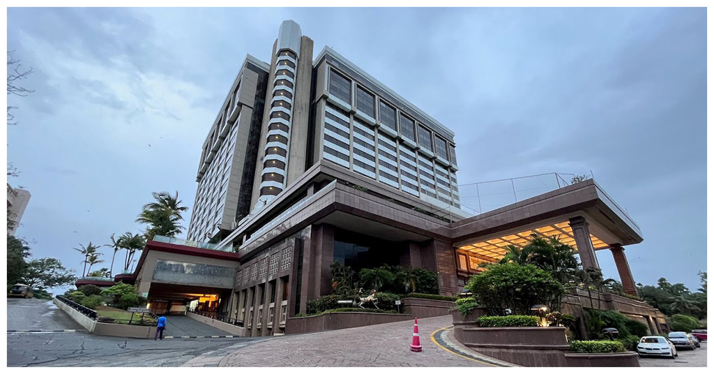 Taj Lands End
