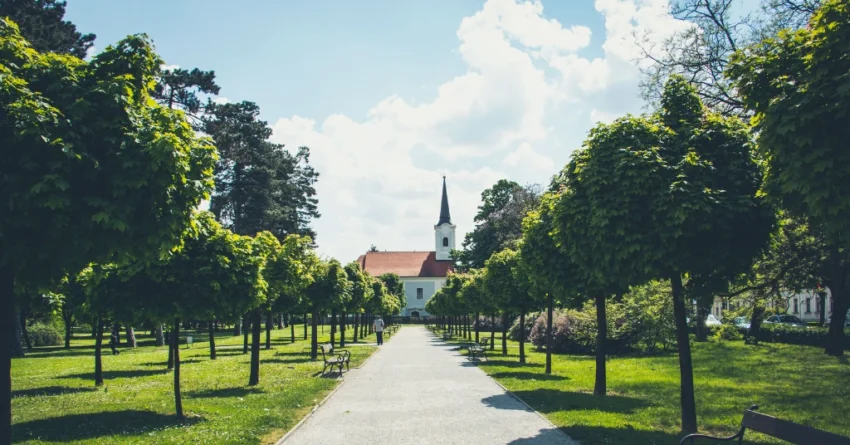 Airbnb's places to visit