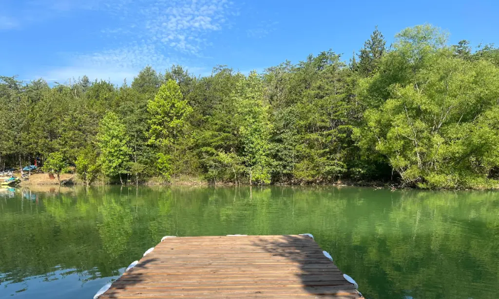 Douglas Lake in Tennessee